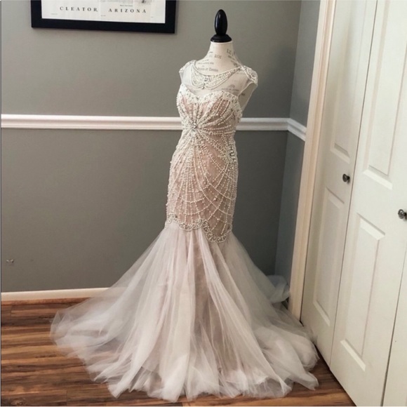 🌙💙 SAY YES TO THE DRESS 🌎🌟 - Picture 9 of 16